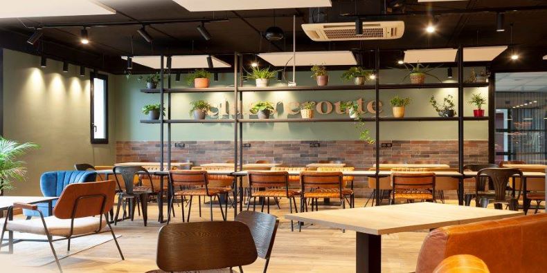 Intérieur restaurant class’croute