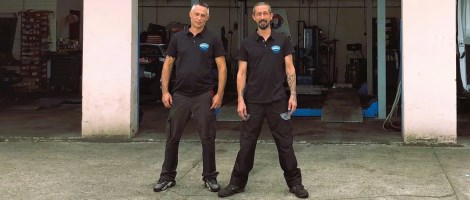 Deux passionnés de mécanique choisissent la franchise Delko pour entreprendre