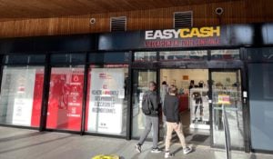 Devanture magasin Easy Cash