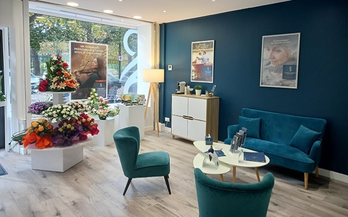 Intérieur agence Pompes Funèbres de France