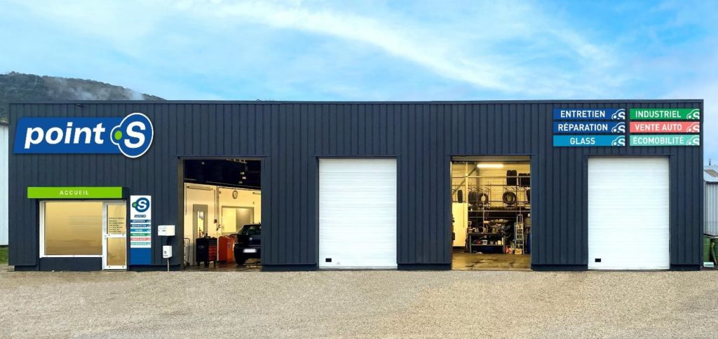 Devanture centre Point S