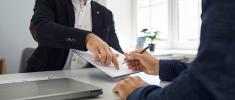 5 conseils à suivre avant de signer un contrat de franchise