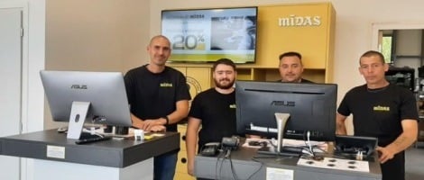 Damien Pelissier et Senik Mkrtchyan lancent leur franchise Midas à Nevers