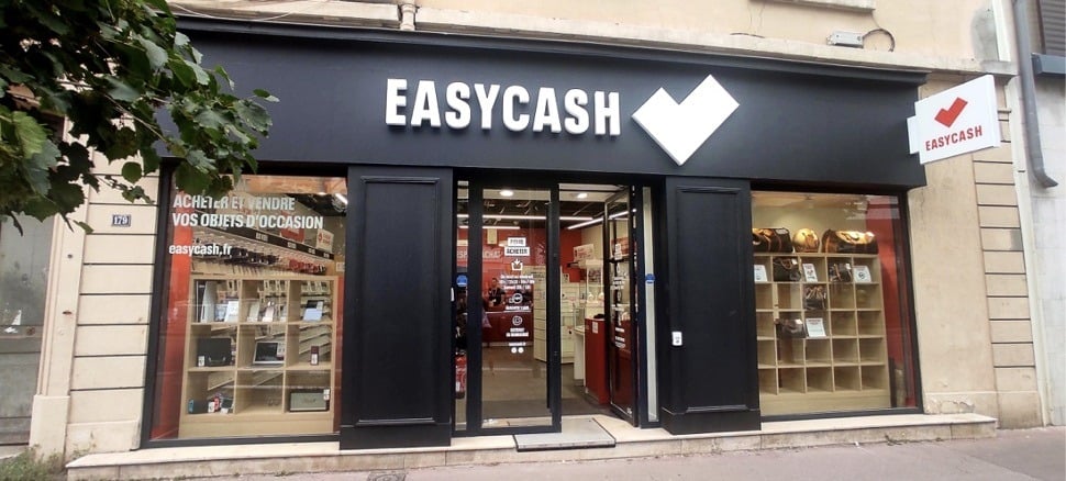 Devanture magasin Easy Cash