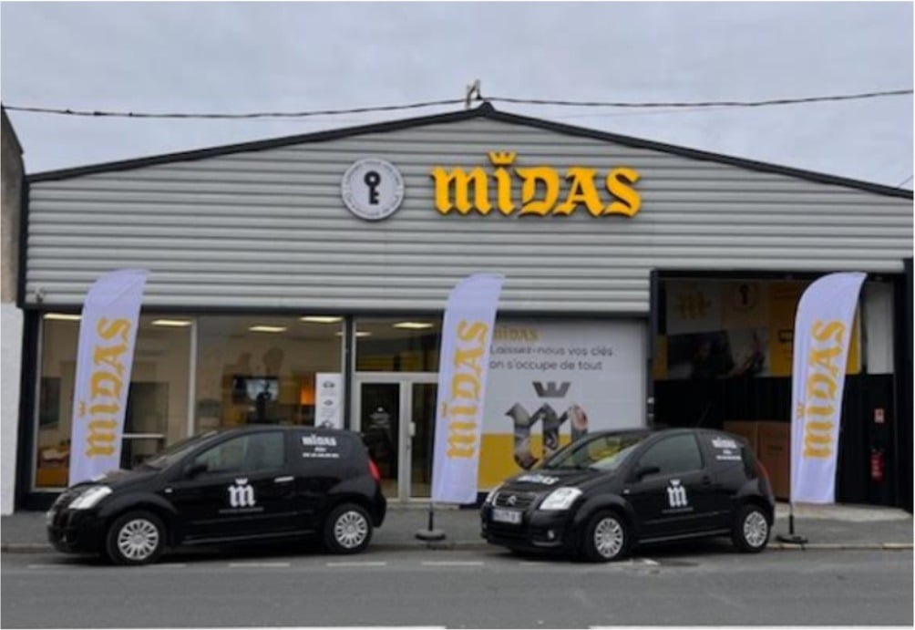 Devanture centre Midas Albi