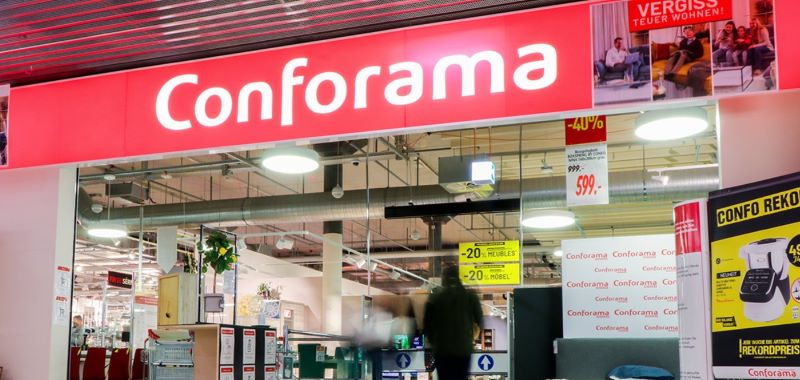 Devanture magasin Conforama