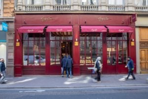 Devanture magasin Augustin