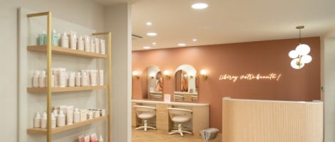 La franchise Camille Albane recherche des franchisés sur AC Franchise