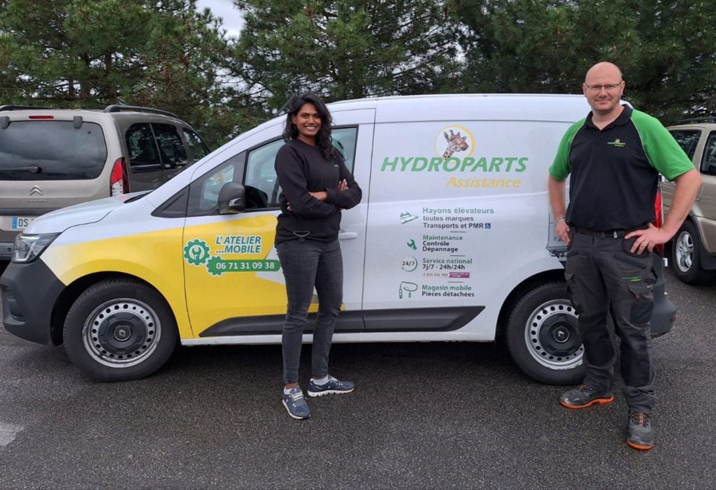 Elvina Amany, franchisée HYDROPARTS Assistance
