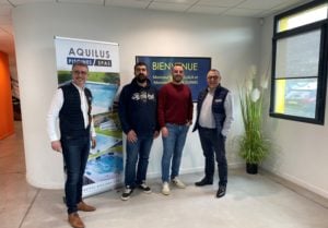 Jérôme Courat (Directeur Commercial), Vivien BILLAUX et Clément DUPARC (gérants Aquilus Piscines et Spas La Frenaye), Xavier Fourel (Président d’Aquilus Groupe)