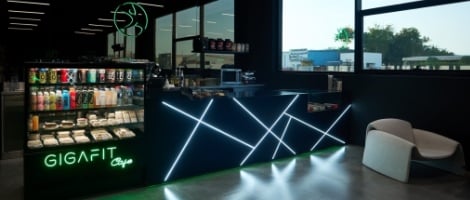 La franchise Gigafit innove avec un café santé et l’intelligence artificielle