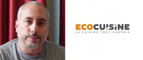 Le franchisé Ecocuisine, Jérôme Martin, prend la parole