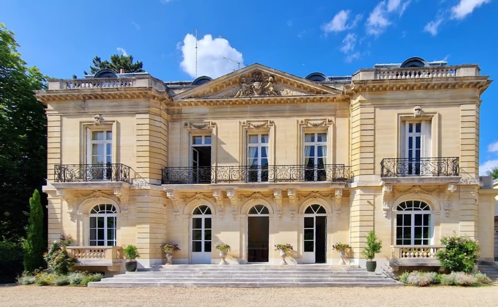 Franchise Les Demoiselles à Versailles