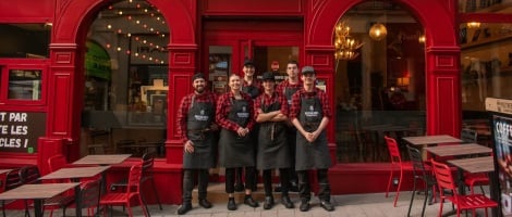 Poutinebros : la franchise québécoise débarque à Nantes