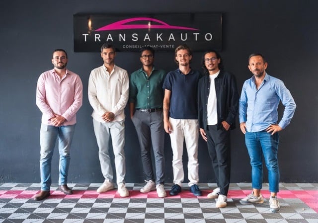 Selvane (troisième à gauche) et son équipe de L’étang salé ©TRANSAKAUTO