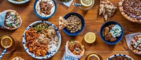 GREEKIA s’implante à Paris et confirme ses ambitions sur le marché de la street food méditerranéenne