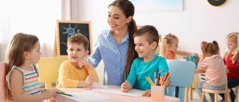 Un franchisé Oui Care élargit son activité en ouvrant son centre Les Petits Bilingues