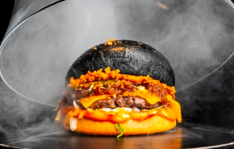 Black & White Burger 