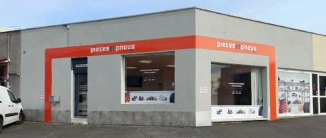 De salarié à franchisé PiècesEtPneus.com : Mitchell reprend le centre d&rsquo;Angoulême
