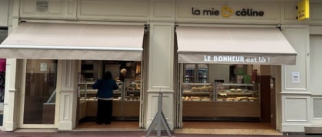 La Mie Câline : Hubert Picouza reprend le magasin d&rsquo;Annecy après onze ans à Cluses