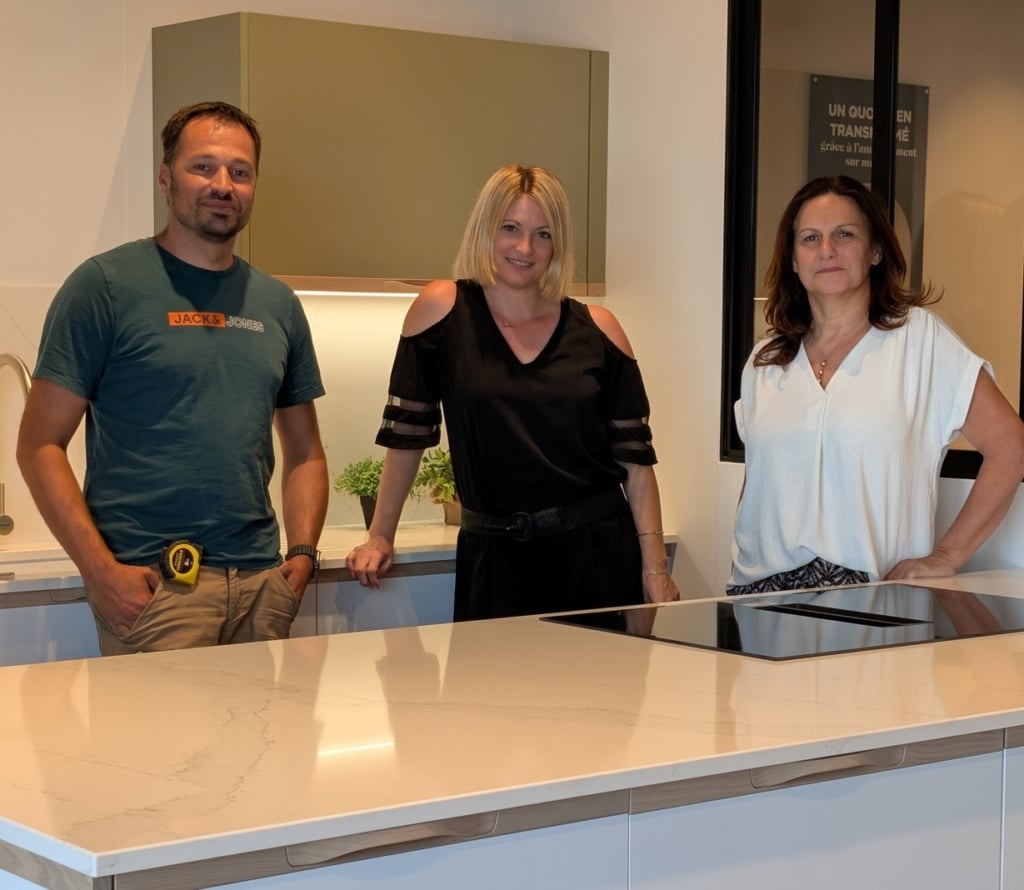 Equipe Mobalpa Franchise Mobalpa : un couple d’experts de l’habitat ouvre à Pertuis