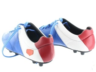 Commandez vos chaussures de football chez SPORT 2000