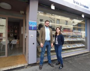Pierre Maunand, franchisé Laforêt devant agence d'Alfortville 