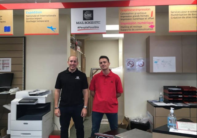 Thomas et Arthur Mail Boxes Etc Issy-les-Moulineaux