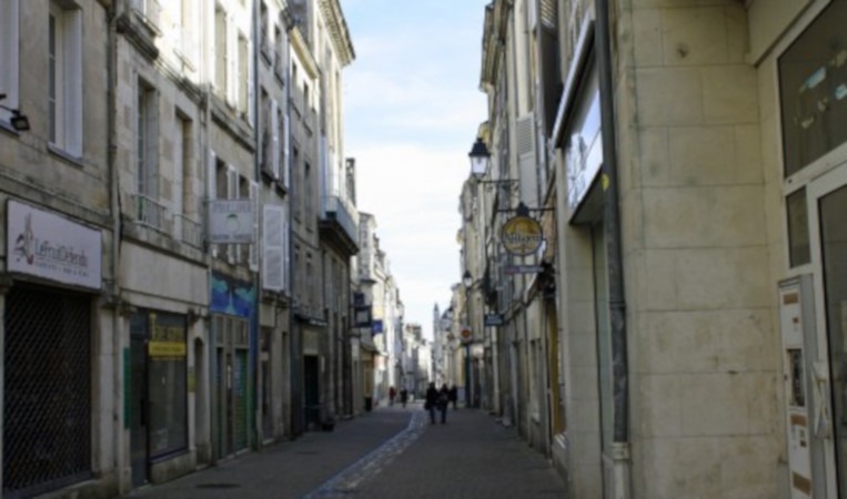 Les fédérations réclament l’ouverture le dimanche jusque fin janvier