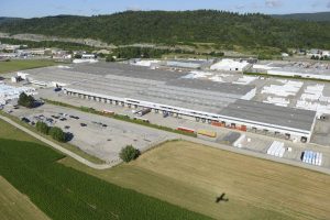 Site de production La Plaine Oyonnax Ain 01 grosfillex