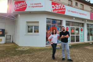 Anna et Aurélien Sapolin, franchisés Pano Sign'Service